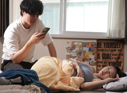Kẻ thích nhìn người yêu ngoại tình ham nhìn người yêu ngoại tình